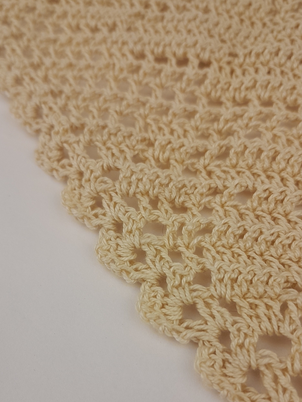 Handcrafted Cream Crochet Rose Filet Head Kerchief Bandana Tie Back - Picture 6 of 6